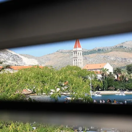 Διαμέρισμα Trabakul *