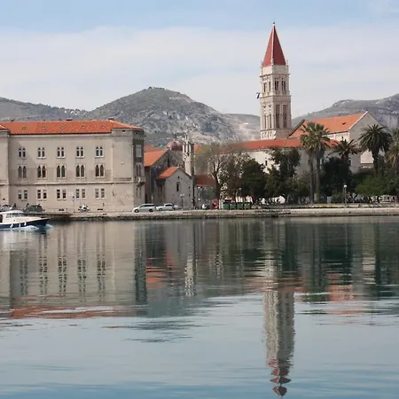 Trabakul Apartmán Trogir